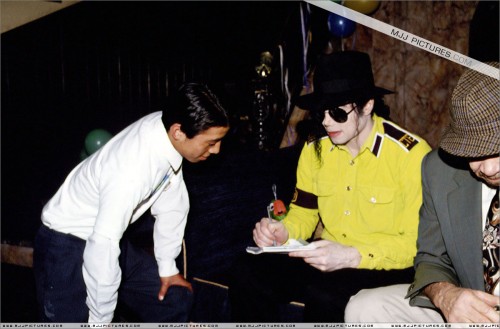 Michael visits Mexico 1993 (10)