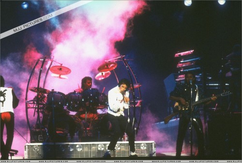 Victory Tour (181)