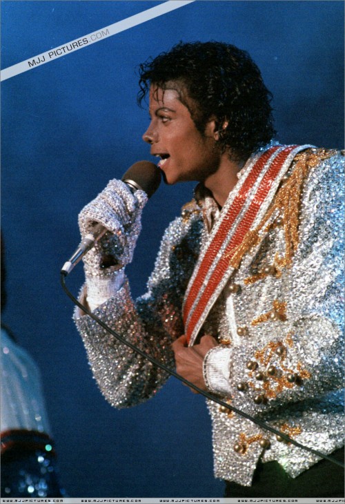 Victory Tour (222)