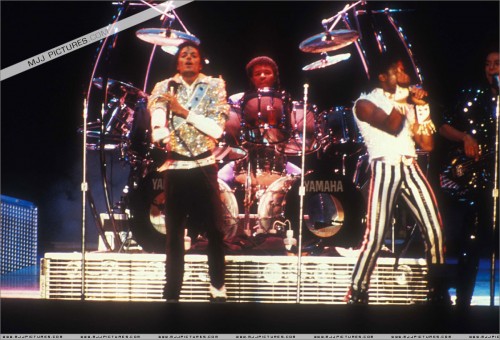 Victory Tour (226)