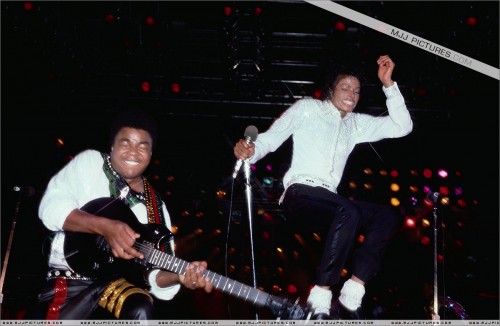 Victory Tour (227)