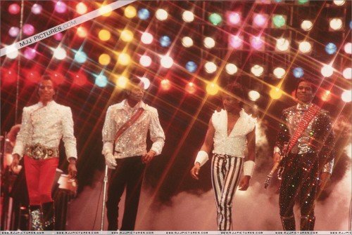 Victory Tour (232)