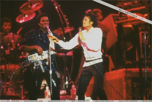 Victory Tour (234)