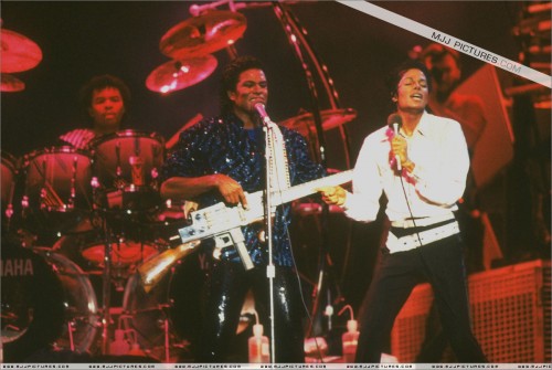 Victory Tour (236)