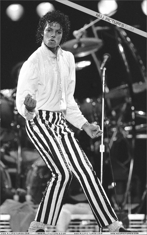 Victory Tour (241)