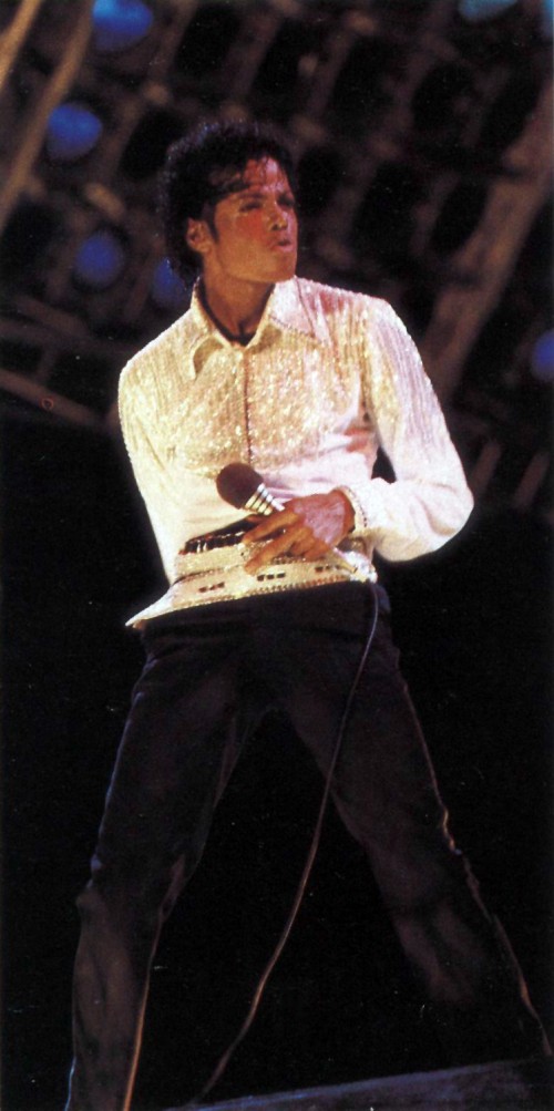 Victory Tour (264)