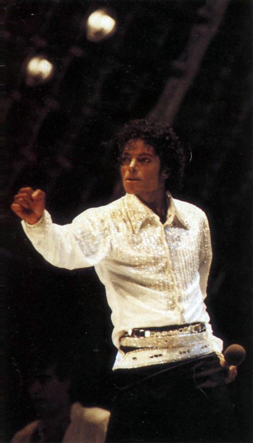 Victory Tour (265)