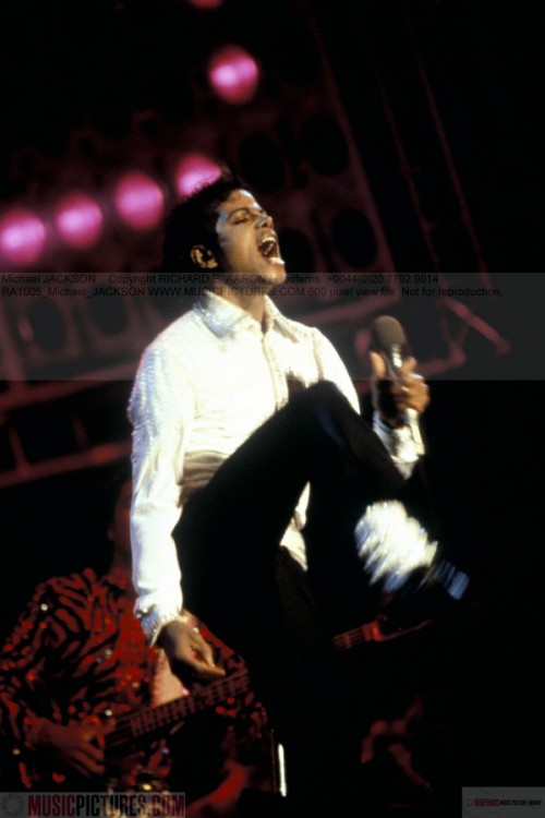 Victory Tour (270)