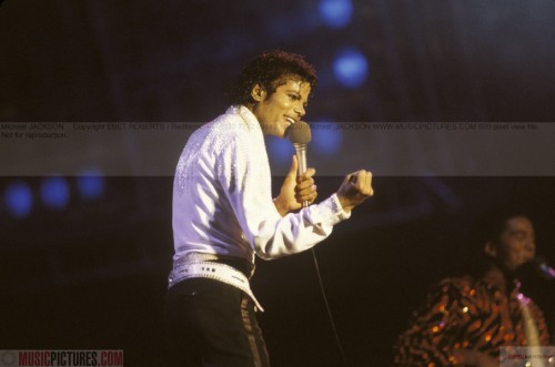 Victory Tour (271)