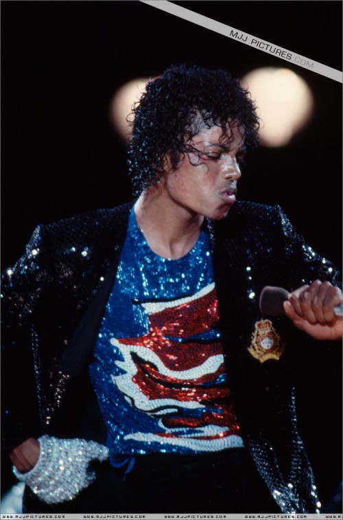 Victory Tour (35)
