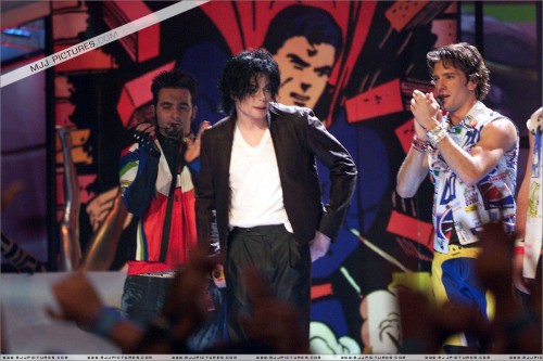 2001 The 18th Annual MTV Video Music Awards (35)