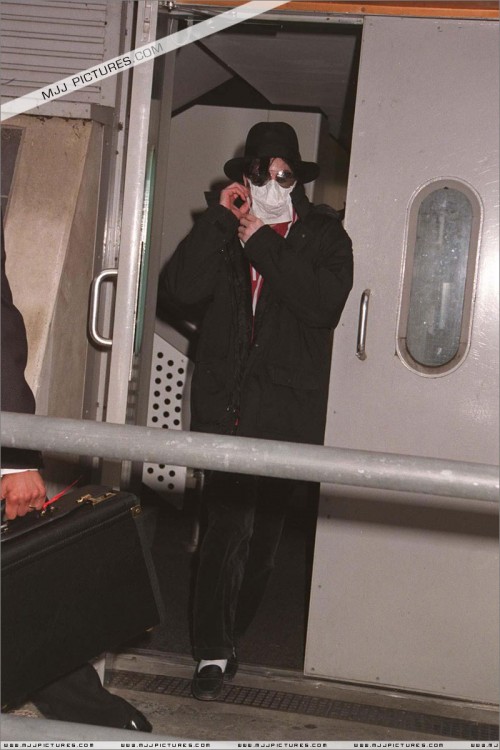 Arriving at Heathrow Airport (London) 1995 (1)