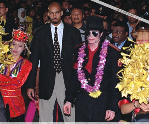ArrivingatKualaLumpurAirport19962.jpg