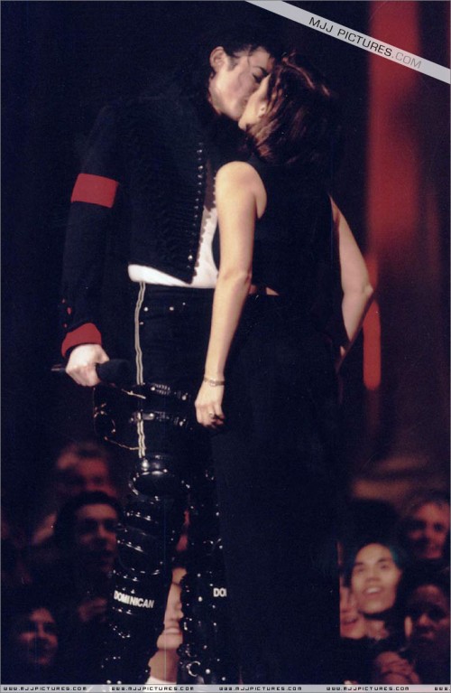 The 11th Annual MTV Video Music Awards 1994 (11)