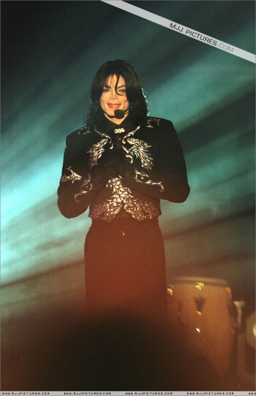 2000 The 12th Annual World Music Awards (10)