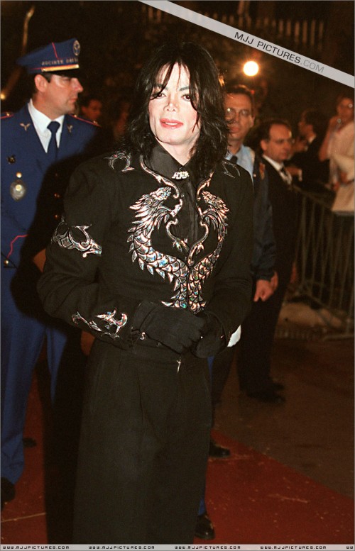 2000 The 12th Annual World Music Awards (12)