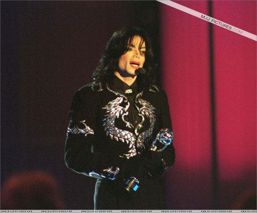 2000 The 12th Annual World Music Awards (36)