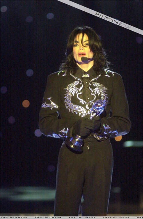 2000 The 12th Annual World Music Awards (43)
