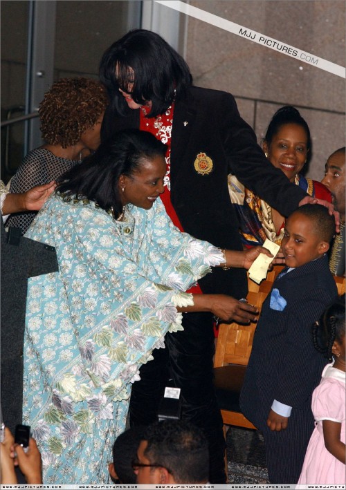 2004 African Ambassadors' Spouses Association Gala (107)